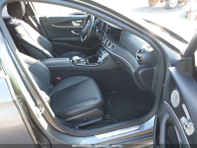 WDDZF4KB5HA166733 Mercedes-Benz E-class E 300