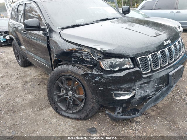 2017 JEEP GRAND CHEROKEE LAREDO 4X4 VIN: 1C4RJFAG1HC683873