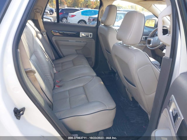 2009 LINCOLN MKX VIN: 2LMDU88C39BJ02326