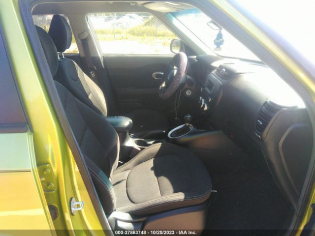 KNDJN2A24F7805730 KIA Soul Base