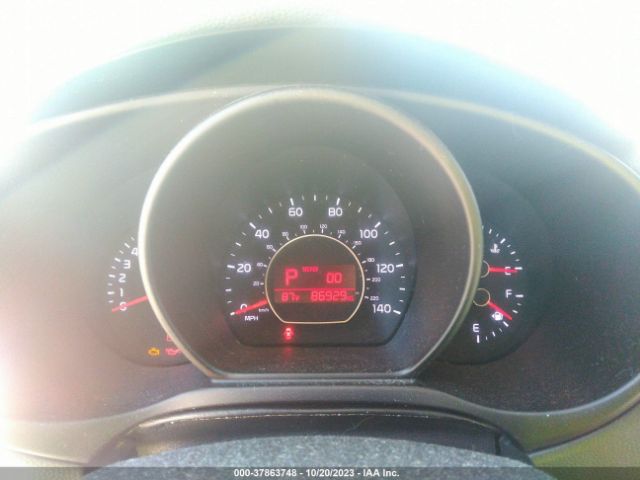 KNDJN2A24F7805730 KIA Soul Base
