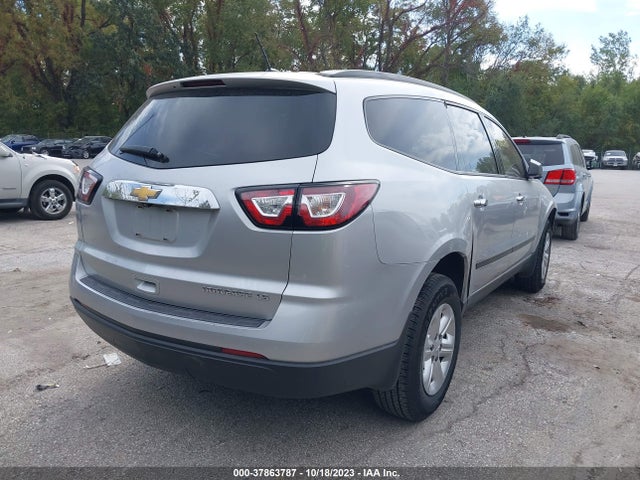 Chevrolet Traverse Ls 2015 1GNKRFKD8FJ197690 Image 4