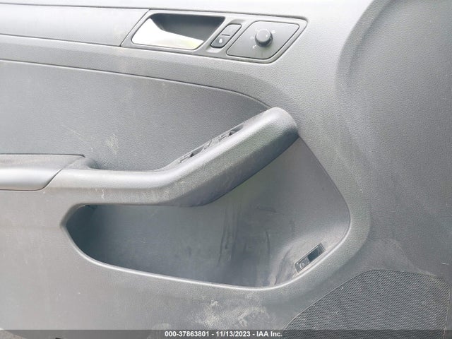 3VW2K7AJ9EM315254 Volkswagen Jetta Sedan S
