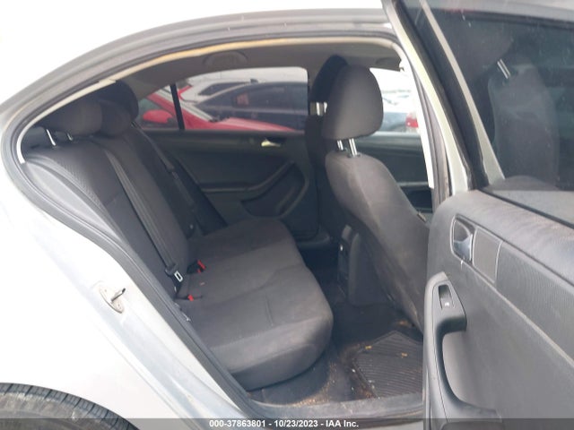 3VW2K7AJ9EM315254 Volkswagen Jetta Sedan S