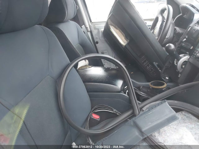 2009 HONDA PILOT LX VIN: 5FNYF48219B022263