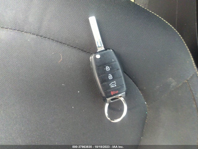 Продажа на аукционе авто 2015 Kia Soul +, vin: KNDJP3A54F7183186, номер лота: 37863835