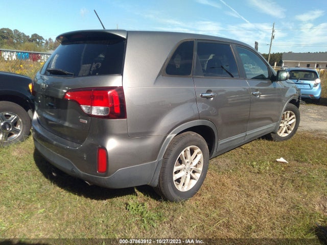 KIA SORENTO LX 2015 5XYKT3A63FG569769 Image 4
