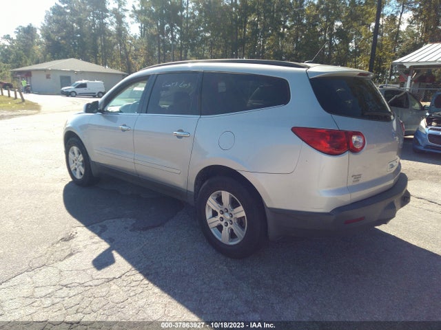 2012 CHEVROLET TRAVERSE 1GNKRJED9CJ352967 Photo 2