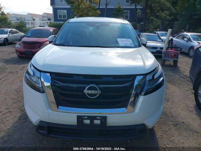 5N1DR3BC8NC223808 Nissan Pathfinder Sv