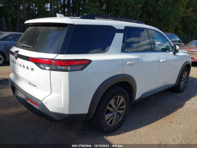 5N1DR3BC8NC223808 Nissan Pathfinder Sv