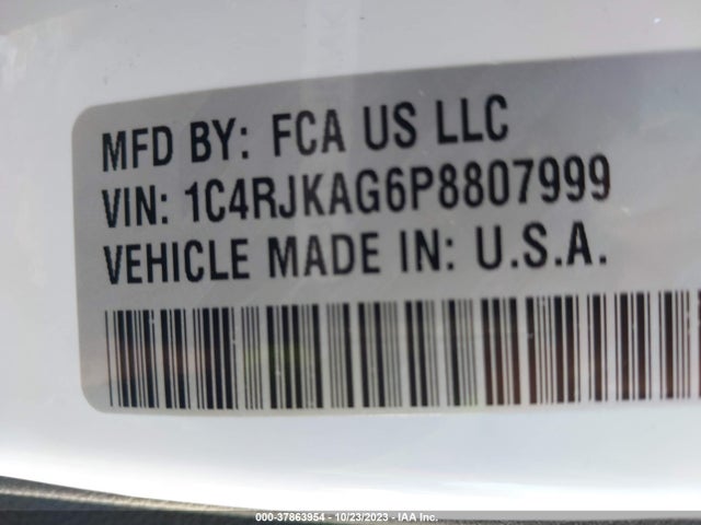 1C4RJKAG6P8807999 Jeep Grand Cherokee L Laredo
