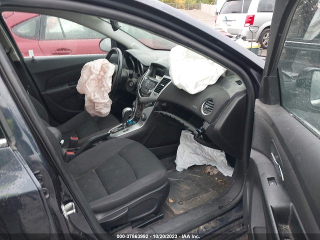 2014 CHEVROLET CRUZE 1LT AUTO VIN: 1G1PC5SB3E7347802