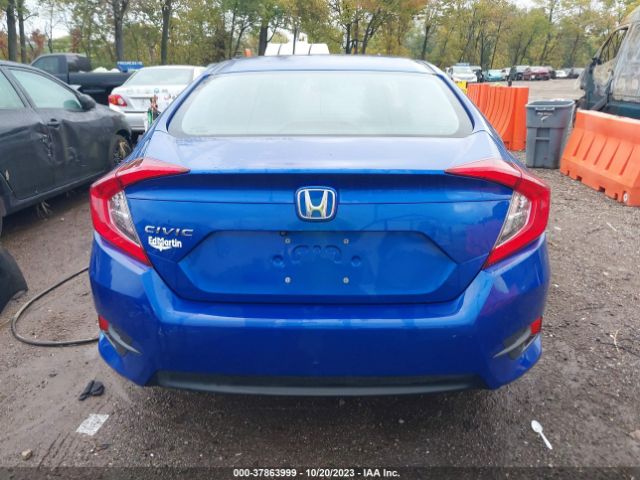 2HGFC2F58JH596831 Honda Civic Sedan Lx