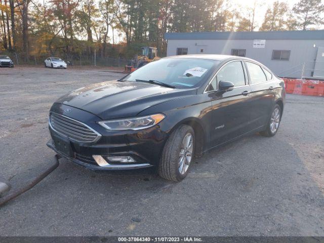 3FA6P0LU6HR370584 Ford Fusion Hybrid Se