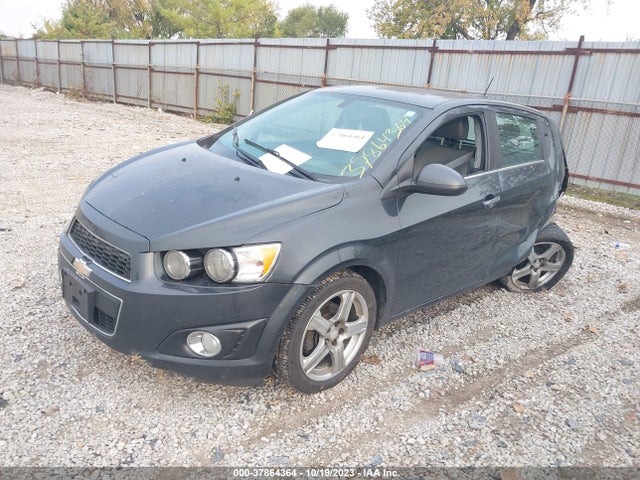 Chevrolet SONIC LTZ 2015 1G1JE6SB7F4111145 Image 2