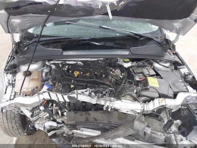 Ford FOCUS SE 2018 1FADP3F2XJL298506 Image 10
