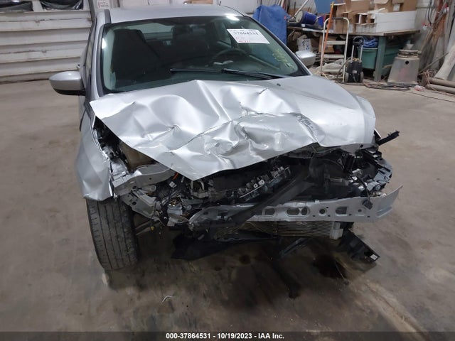 Ford FOCUS SE 2018 1FADP3F2XJL298506 Image 6