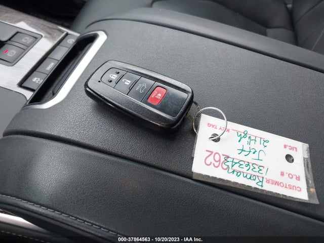 Toyota Highlander Platinum 2021 5TDFZRAH5MS045852 Image 11