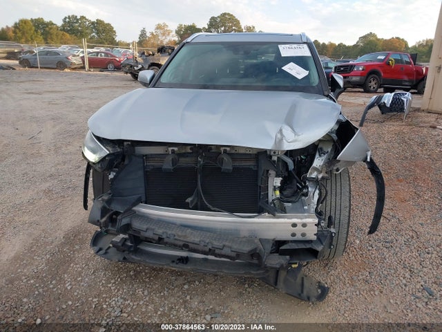 Toyota Highlander Platinum 2021 5TDFZRAH5MS045852 Image 13