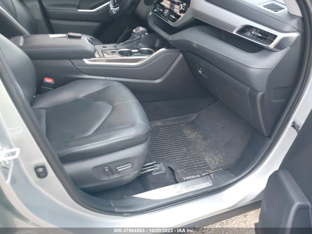 Toyota Highlander Platinum 2021 5TDFZRAH5MS045852 Image 5