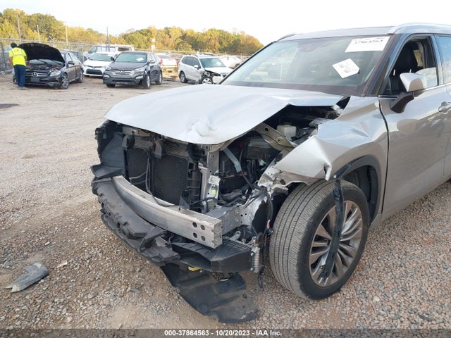 Toyota Highlander Platinum 2021 5TDFZRAH5MS045852 Image 6