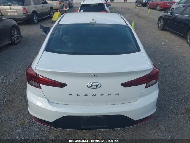 Hyundai Elantra Value Edition 2019 5NPD84LF8KH415669 Image 17