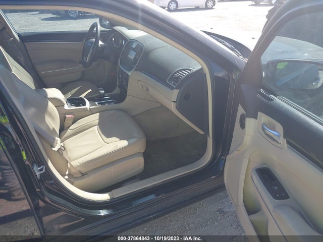 2C3CCAAG9EH181144 Chrysler 300
