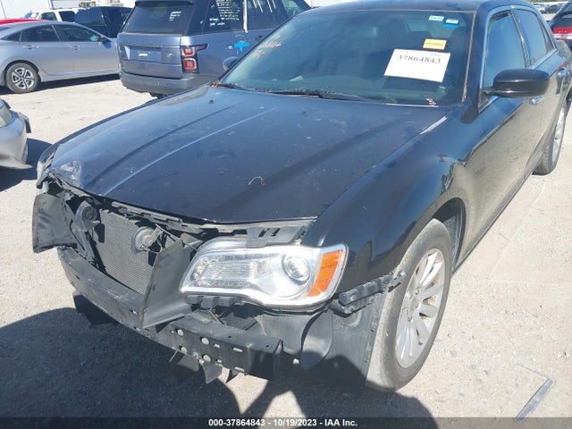 2C3CCAAG9EH181144 Chrysler 300