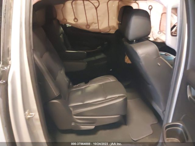 1GKS2GKC6JR242697 GMC Yukon Xl Slt