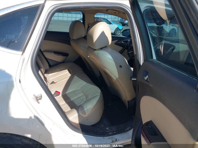 1G4PS5SK4E4182592 Buick Verano Leather Group