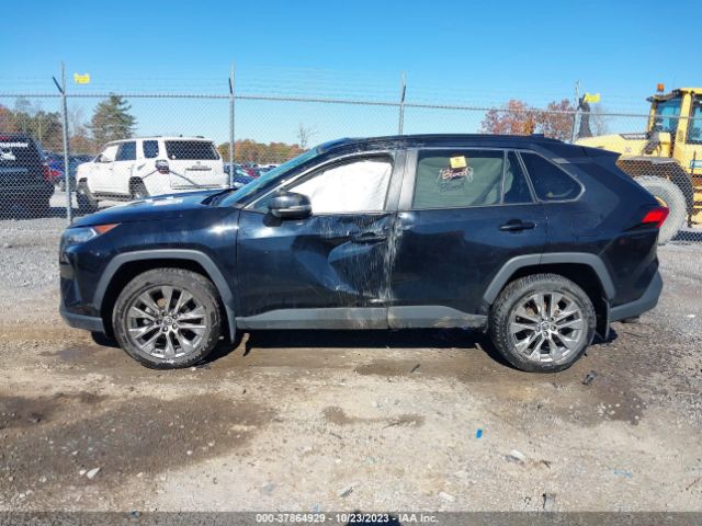 2T3A1RFV8MW168513 Toyota Rav4 Xle Premium