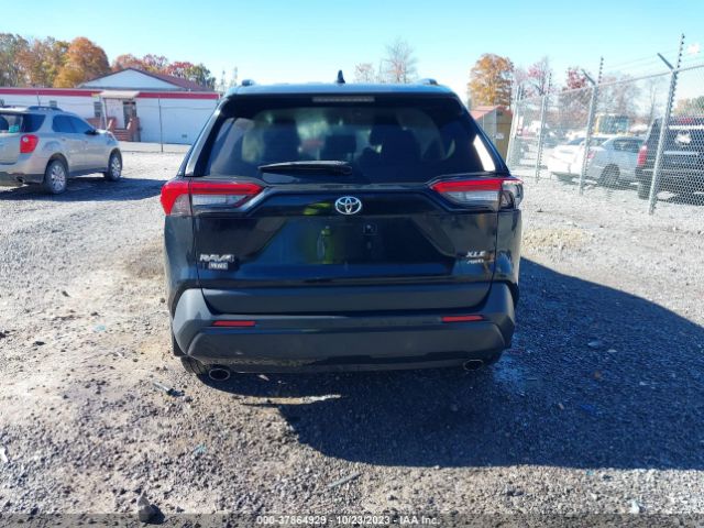 2T3A1RFV8MW168513 Toyota Rav4 Xle Premium