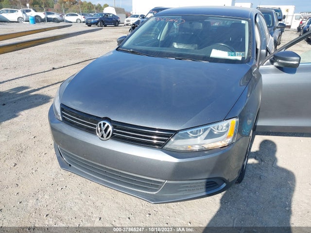 3VWD17AJ5EM285276 Volkswagen Jetta Sedan Se W/connectivity