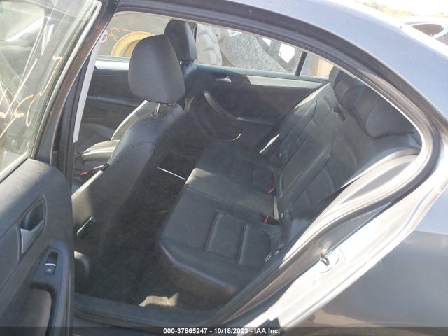 3VWD17AJ5EM285276 Volkswagen Jetta Sedan Se W/connectivity