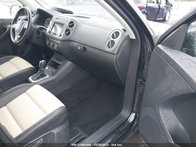 WVGBV7AX9HW504999 Volkswagen TIGUAN S