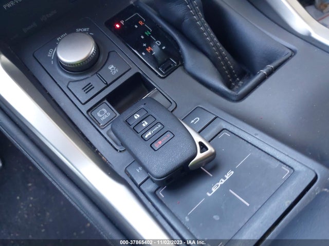 JTJYARBZXF2013669 Lexus NX 200T