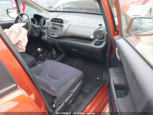 2012 HONDA FIT SPORT VIN: JHMGE8G5XCC016322