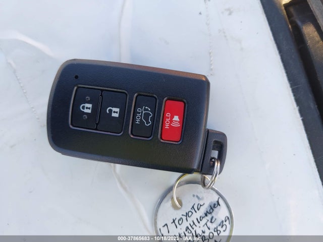 Toyota Highlander Hybrid Limited 2017 5TDDGRFH0HS026296 Image 11