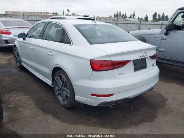 2017 AUDI A3 SEDAN WAUJ8GFF1H1037403 Photo 2