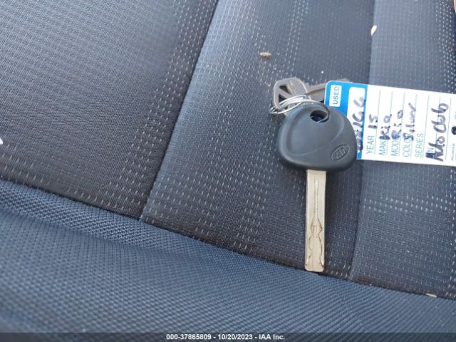 KNADM4A39F6527429 KIA RIO LX