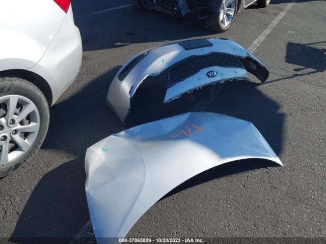 KNADM4A39F6527429 KIA RIO LX