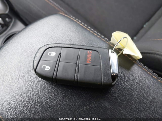 2018 JEEP COMPASS SPORT FWD VIN: 3C4NJCAB9JT125149