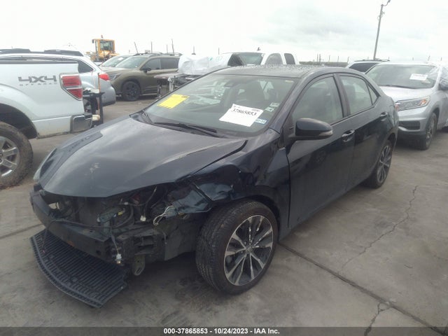 Toyota COROLLA SE 2018 5YFBURHE4JP795594 Image 2