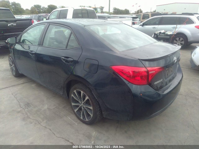 Toyota COROLLA SE 2018 5YFBURHE4JP795594 Image 3
