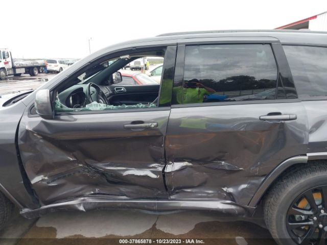 1C4RJEAG7HC915807 Jeep Grand Cherokee Altitude