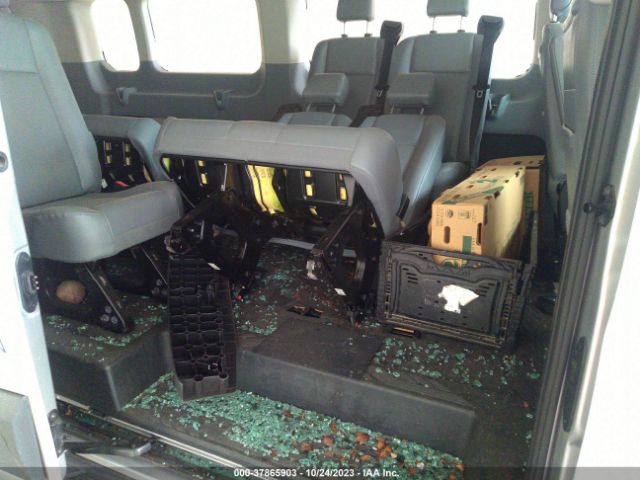 1FBZX2YMXJKA52686 Ford Transit Passenger Wagon Xl/xlt
