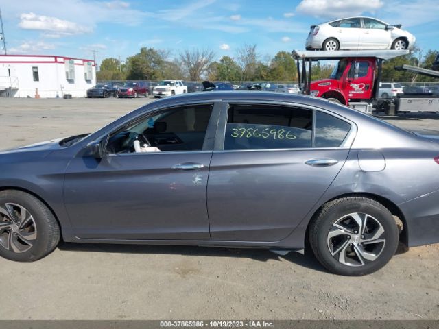 1HGCR2F31HA108649 Honda Accord Sedan Lx
