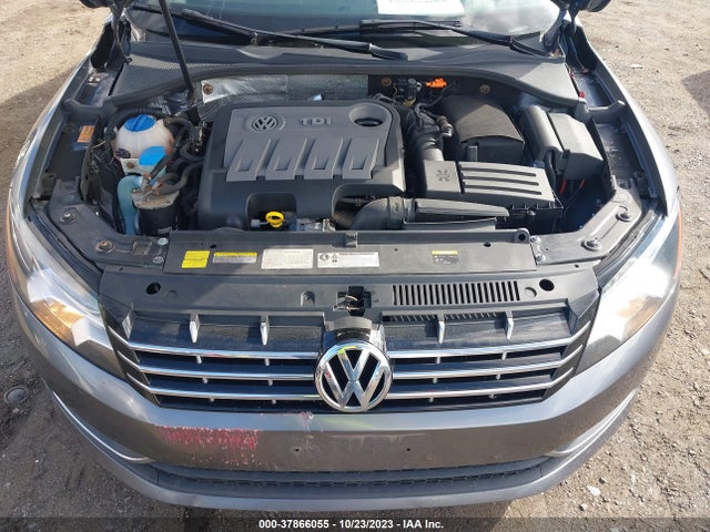 1VWBN7A37EC098362 Volkswagen Passat Tdi Se W/sunroof