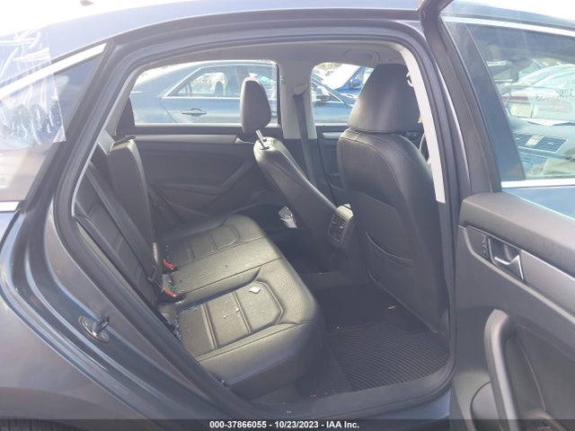 1VWBN7A37EC098362 Volkswagen Passat Tdi Se W/sunroof