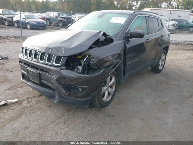 Jeep Compass Latitude 2017 3C4NJDBB0HT641835 Image 2